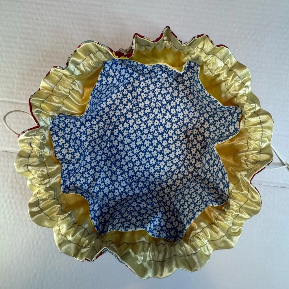 Fabric Jewelry & Makeup Pouch | Floral Drawstring Travel Holder